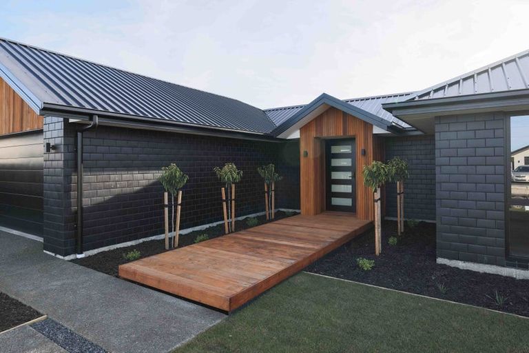 Photo of property in 37 Candlesticks Crescent, Lincoln, 7608