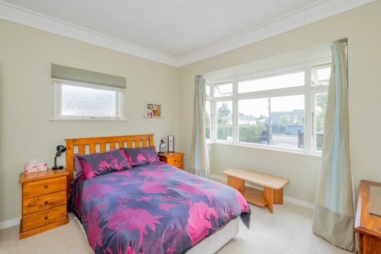 Photo of property in 184 Bath Street, Levin, 5510