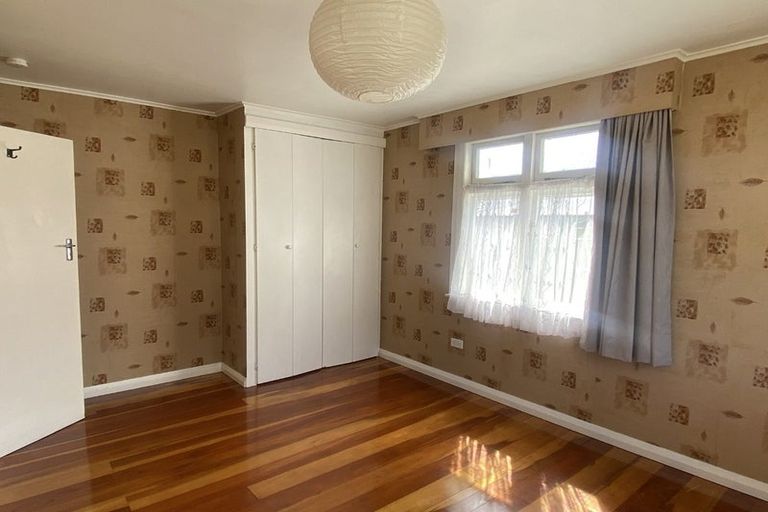 Photo of property in 7 Canterbury Street, Picton, 7220