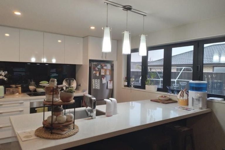 Photo of property in 5 Rossall Crescent, Rolleston, 7615