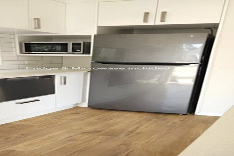 Photo of property in 47 Isobel Road, Greenhithe, Auckland, 0632