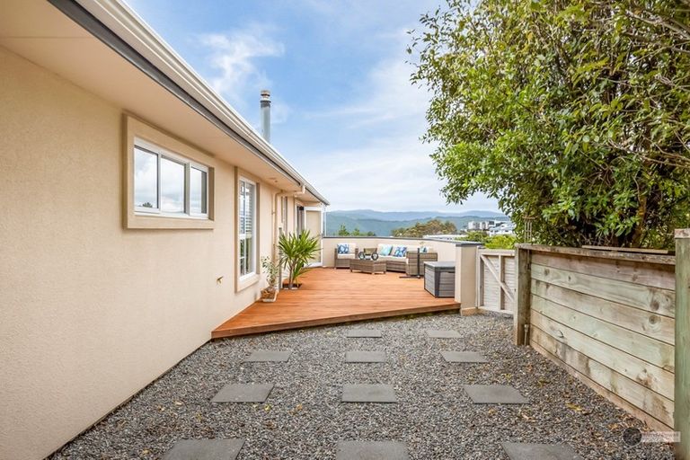 Photo of property in 257 Major Drive, Kelson, Lower Hutt, 5010