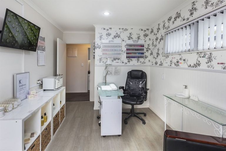 Photo of property in 239 Breezes Road, Aranui, Christchurch, 8061