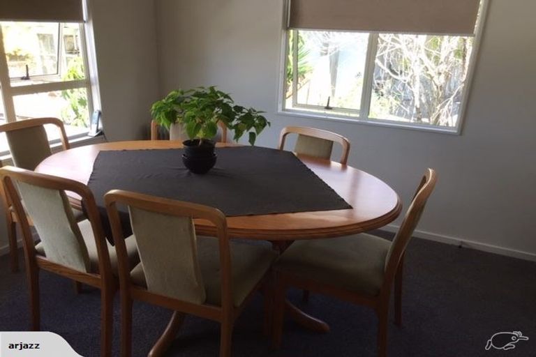 Photo of property in 5 Tern Place, Unsworth Heights, Auckland, 0632