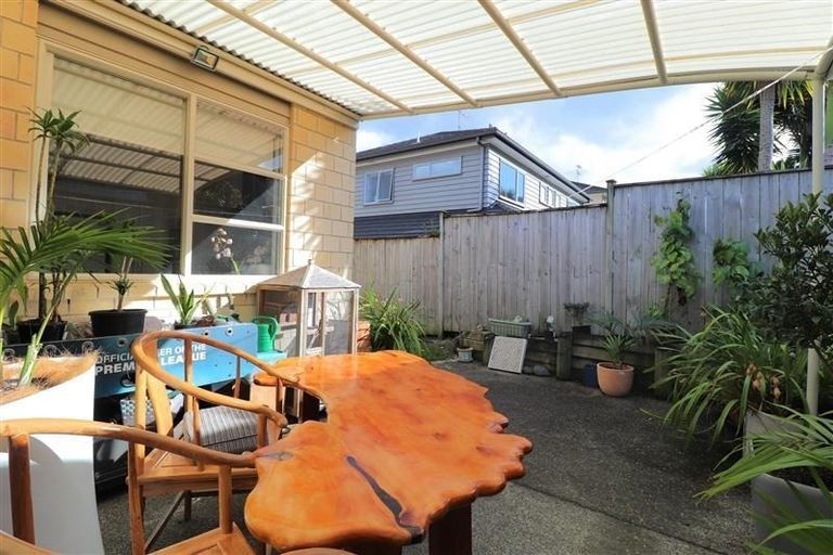Photo of property in 7 Seresin Crescent, Flat Bush, Auckland, 2016