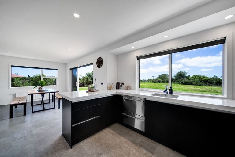 Photo of property in 1253 Upland Road, Egmont Village, Inglewood, 4386