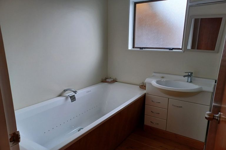 Photo of property in 47a Meander Drive, Welcome Bay, Tauranga, 3112