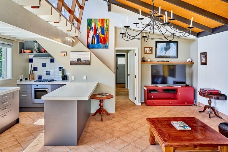 Photo of property in 78 Glen Road, Raumati South, Paraparaumu, 5032