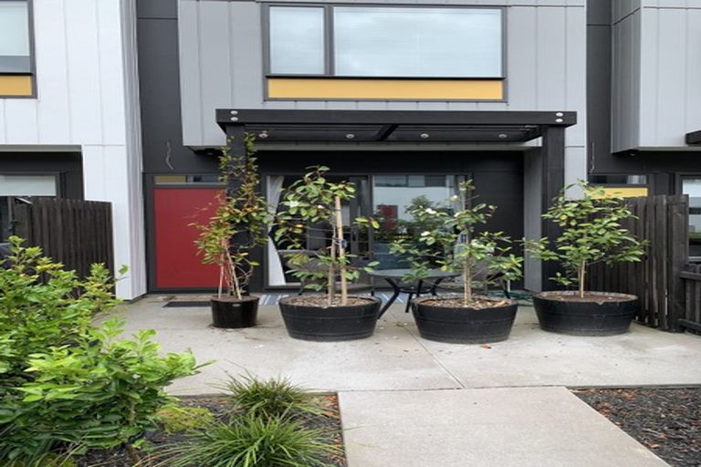 Photo of property in 11 Piko Lane, Hobsonville, Auckland, 0616