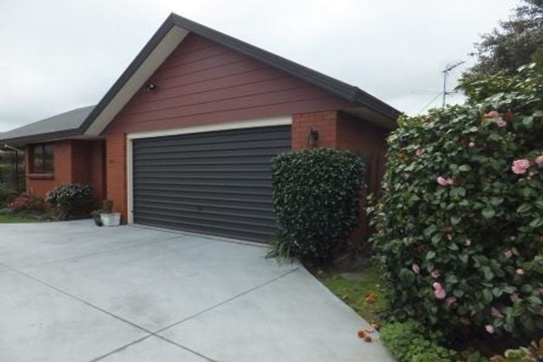 Photo of property in 2/22 Kingrove Street, Bishopdale, Christchurch, 8053