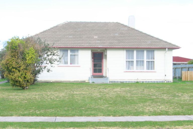 Photo of property in 18 Dockery Avenue, Onekawa, Napier, 4110