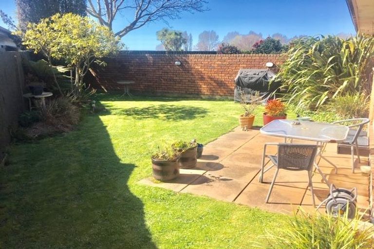 Photo of property in 11a Deloraine Street, Somerfield, Christchurch, 8024