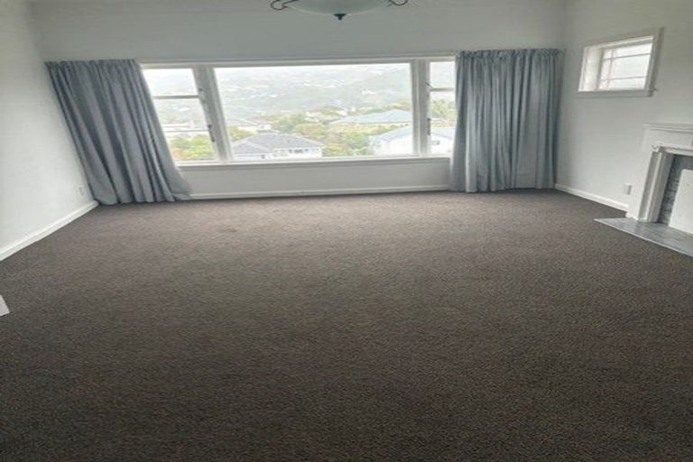 Photo of property in 17 Clutha Avenue, Khandallah, Wellington, 6035