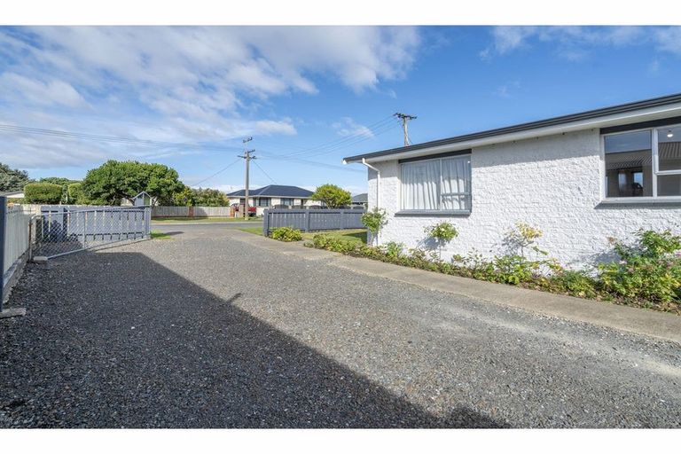 Photo of property in 74 Dipton Street, Kingswell, Invercargill, 9812