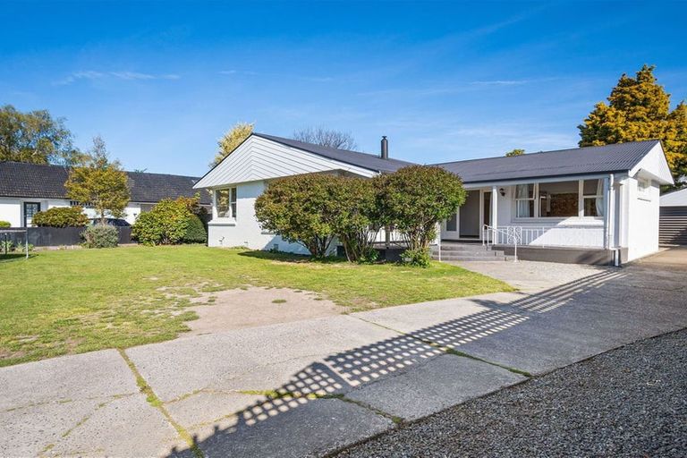 Photo of property in 122 Glandovey Road, Strowan, Christchurch, 8052
