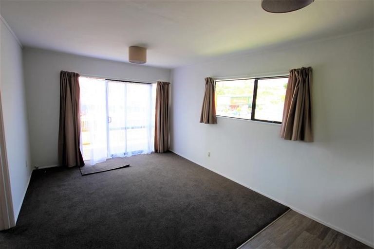 Photo of property in 14 Beverley Road, Stanmore Bay, Whangaparaoa, 0932