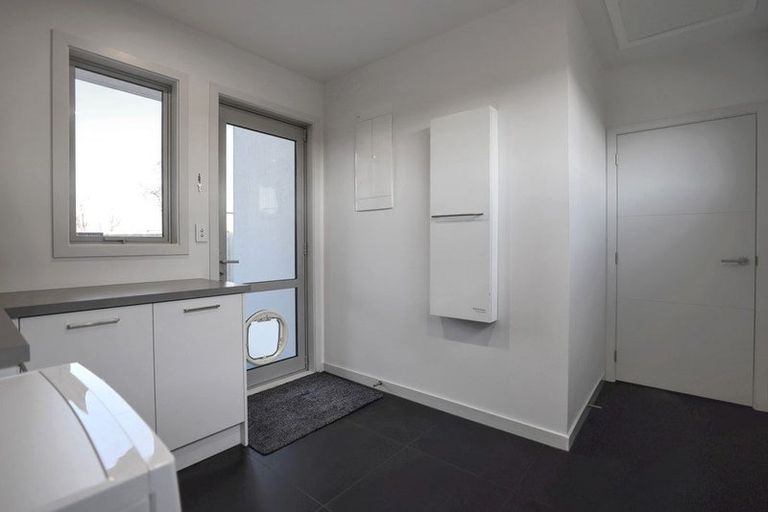 Photo of property in 12 Kelburn Place, Tinwald, Ashburton, 7700