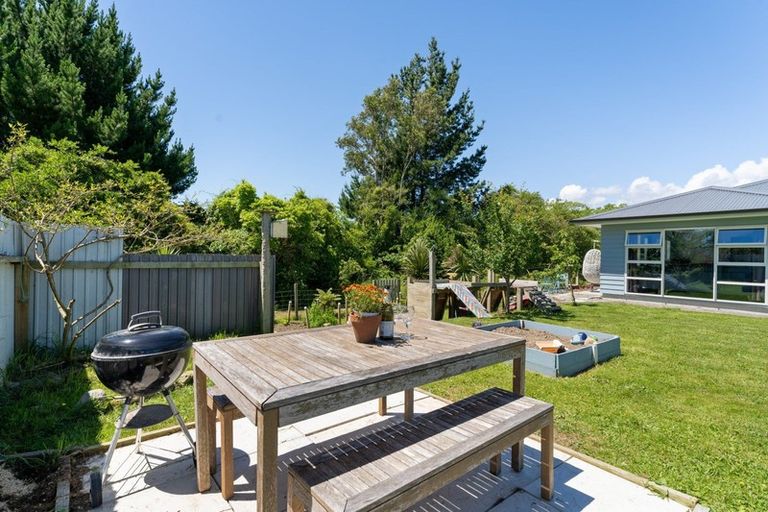 Photo of property in 18 Te Harawira Street, Otaki, 5512