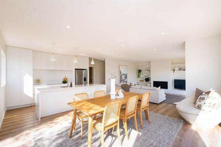 Photo of property in 49a Napier Road, Havelock North, 4130