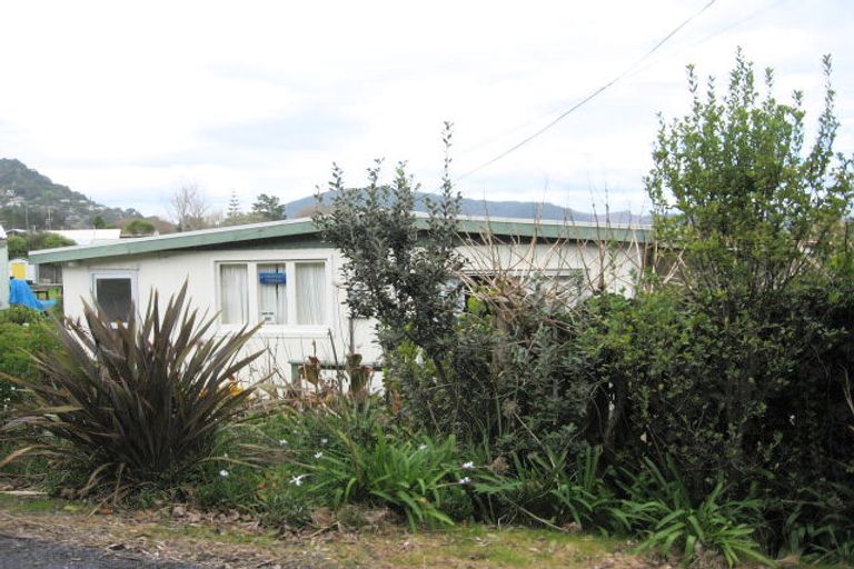 Photo of property in 73 Ocean Beach Road, Tairua, 3508