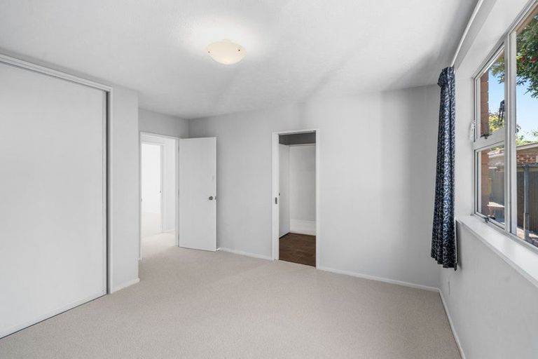 Photo of property in 23a Dinton Street, Russley, Christchurch, 8042