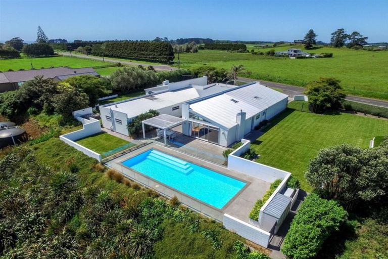 Photo of property in 340 Smart Road, Hillsborough, New Plymouth, 4372