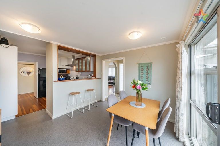 Photo of property in 24 Golf Road, Manor Park, Lower Hutt, 5019