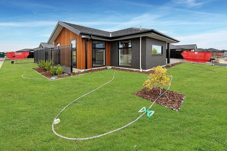 Photo of property in 42 Oriel Way, Rolleston, 7614