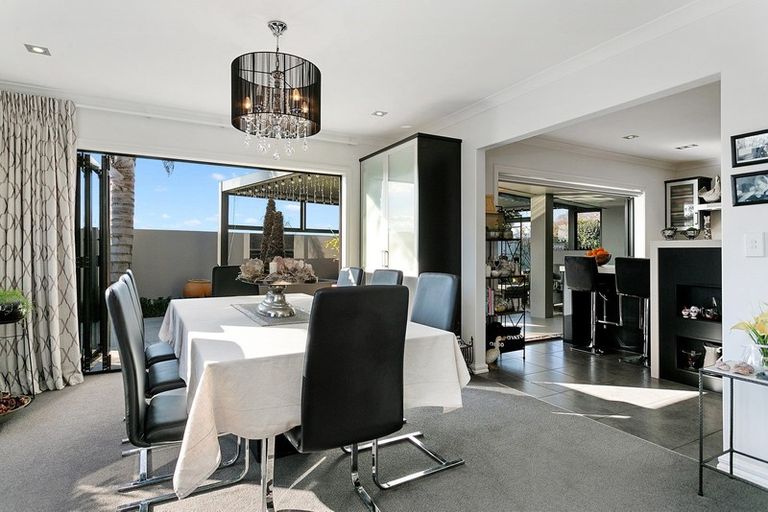 Photo of property in 15 Naomi Place, Cambridge, 3434