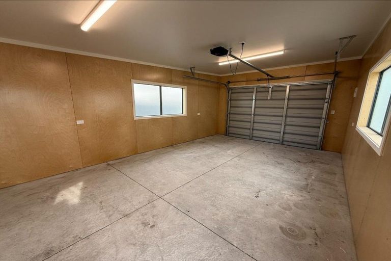 Photo of property in 87 Hinau Street, Castlecliff, Wanganui, 4501