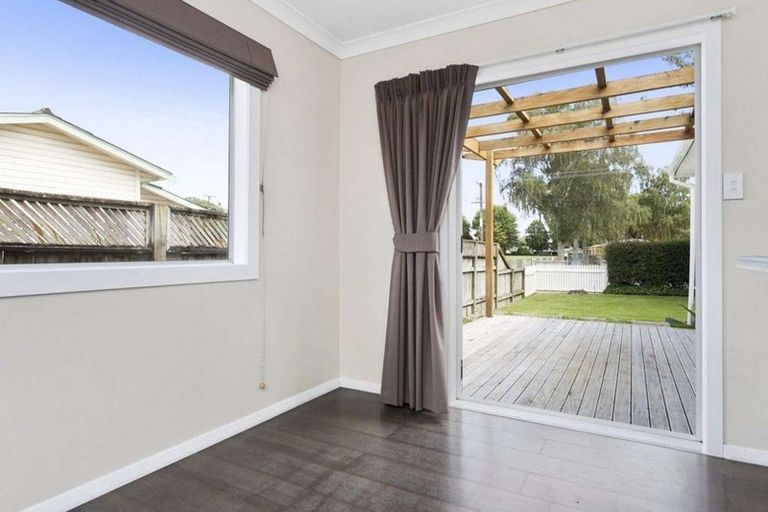 Photo of property in 1 Clare Street, Cambridge, 3434