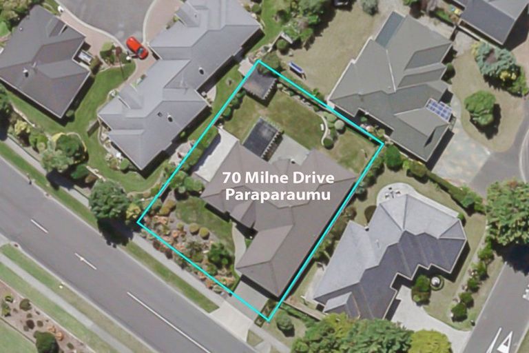 Photo of property in 70 Milne Drive, Paraparaumu, 5032