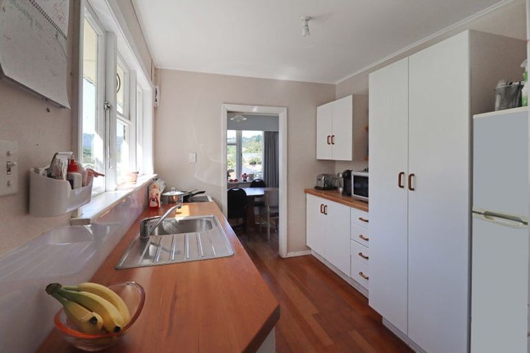 Photo of property in 79 Thomas Street, Stokes Valley, Lower Hutt, 5019