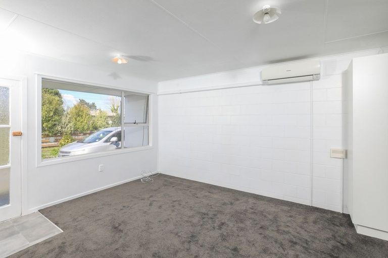 Photo of property in 5b Pollen Crescent, Melville, Hamilton, 3206