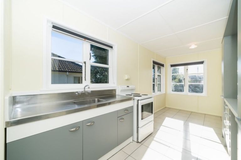 Photo of property in 25 Owen Street, Bunnythorpe, Palmerston North, 4481