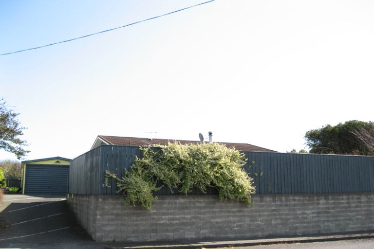 Photo of property in 4 Henui Street, Strandon, New Plymouth, 4312