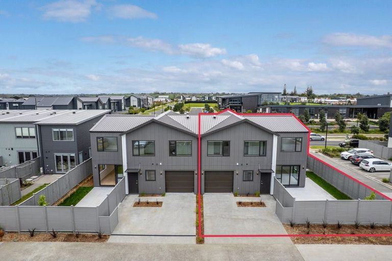Photo of property in 2 Park Green Avenue, Rosehill, Papakura, 2113