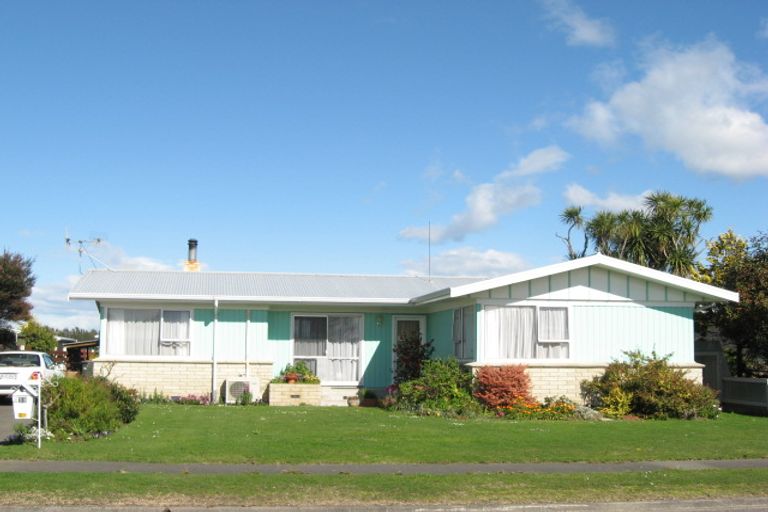 Photo of property in 33 Henley Crescent, Pirimai, Napier, 4112