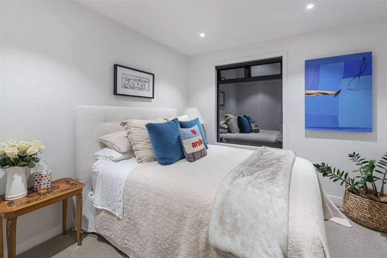 Photo of property in 34 Hebron Road, Waiake, Auckland, 0630