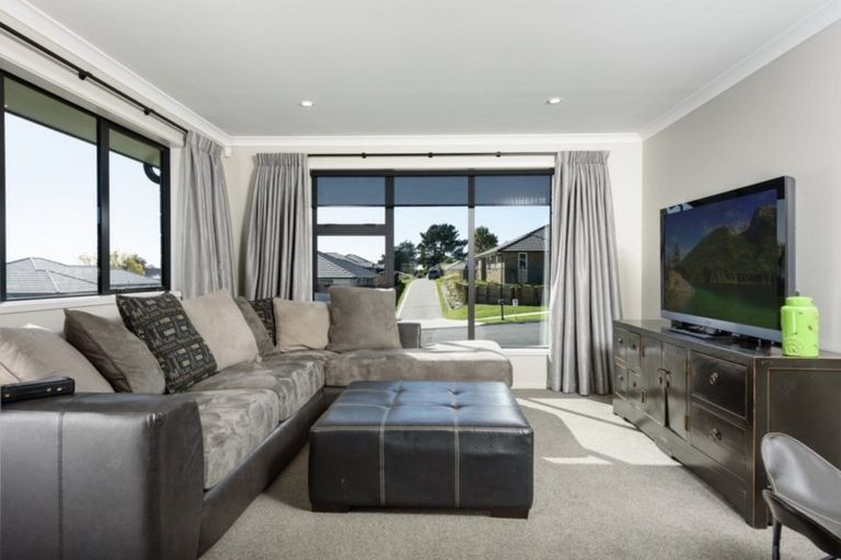 Photo of property in 9 Kayelene Place, Omokoroa, 3114