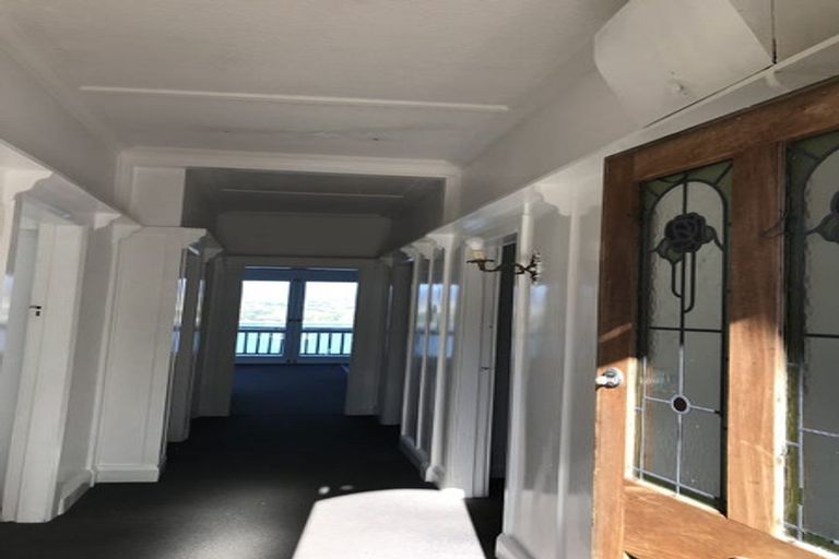 Photo of property in 55 Overtoun Terrace, Hataitai, Wellington, 6021