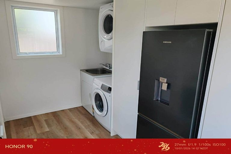 Photo of property in 59a Hobson Street, New Plymouth, 4312