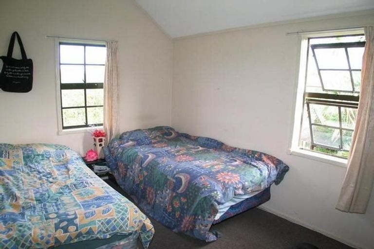 Photo of property in 2/85 Meadway, Sunnyhills, Auckland, 2010