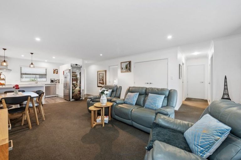 Photo of property in 8/11 Errol Close, Burbush, Hamilton, 3288