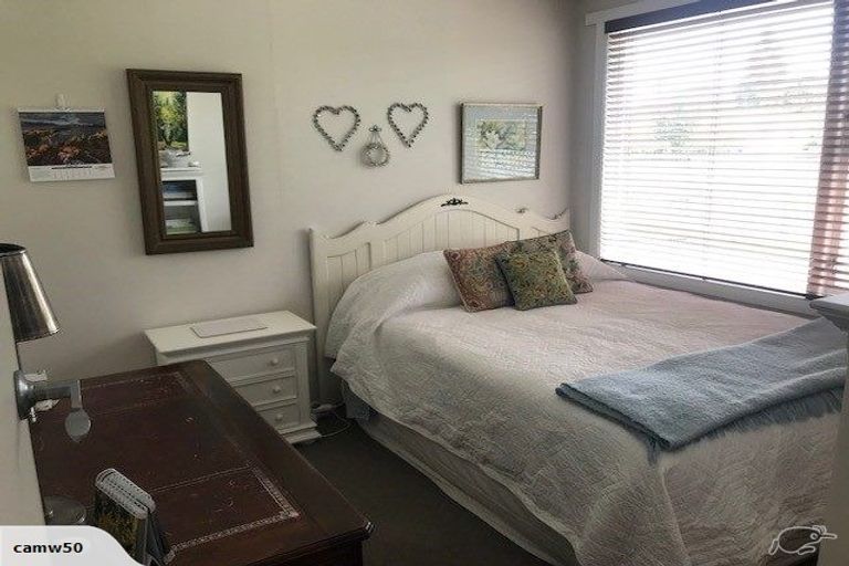 Photo of property in 24 Gillies Avenue, Claudelands, Hamilton, 3214