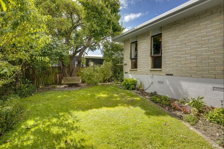 Photo of property in 17 Leeds Place, Tamatea, Napier, 4112