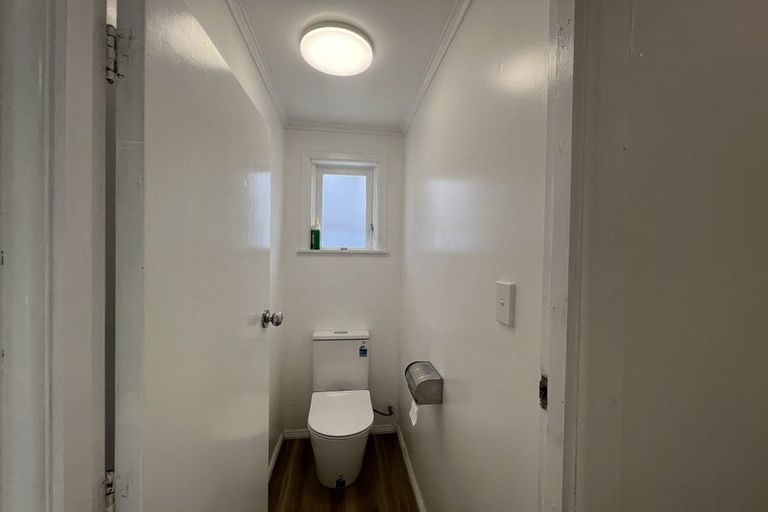 Photo of property in 11 Autumn Avenue, Glen Eden, Auckland, 0602