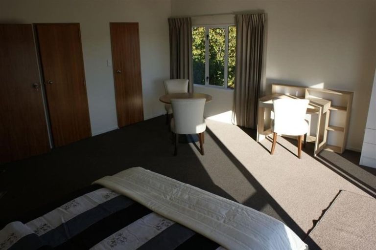 Photo of property in 389 Yaldhurst Road, Russley, Christchurch, 8042