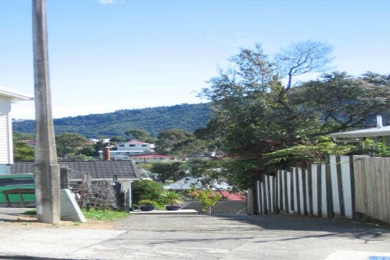 Photo of property in 10 Gentian Street, Timberlea, Upper Hutt, 5018