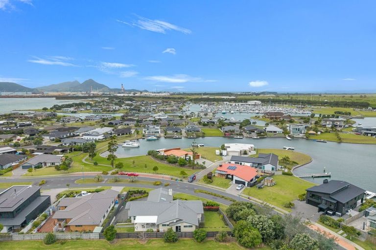 Photo of property in 28 Stace Hopper Drive, One Tree Point, 0118